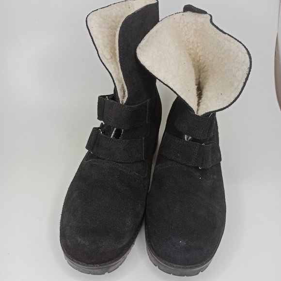 Newport news Black suede leather booties - Picture 2 of 10